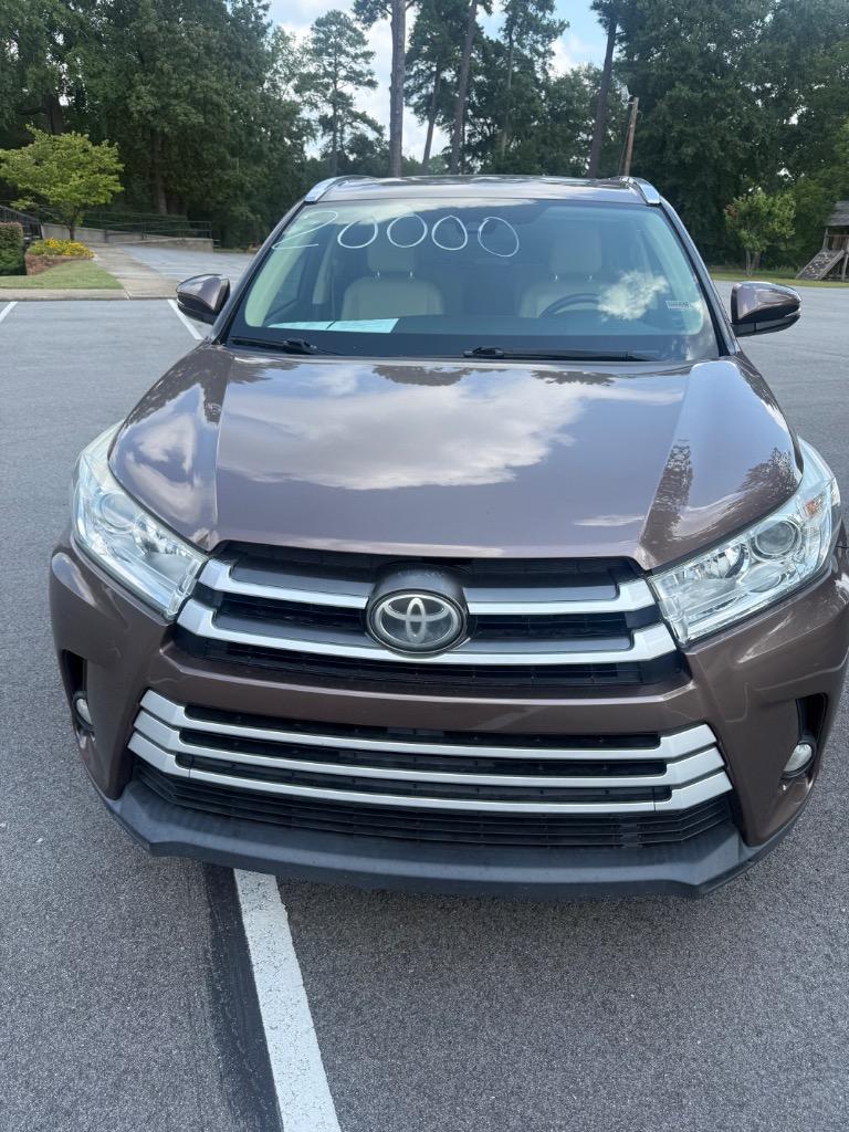2017 Toyota Highlander